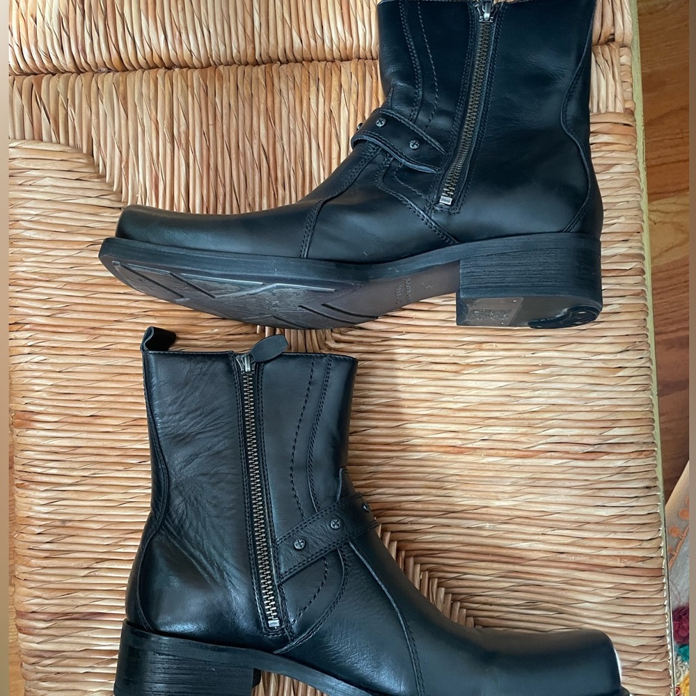 MARK NASON Black Leather Biker Ankle Boots Embossed Cross Studded Skulls 8 NEW! - Picture 9 of 16